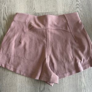 ❤️ Lululemon Ribbed Softstreme HR Short 2”Twilight Rose Size 6 NWT